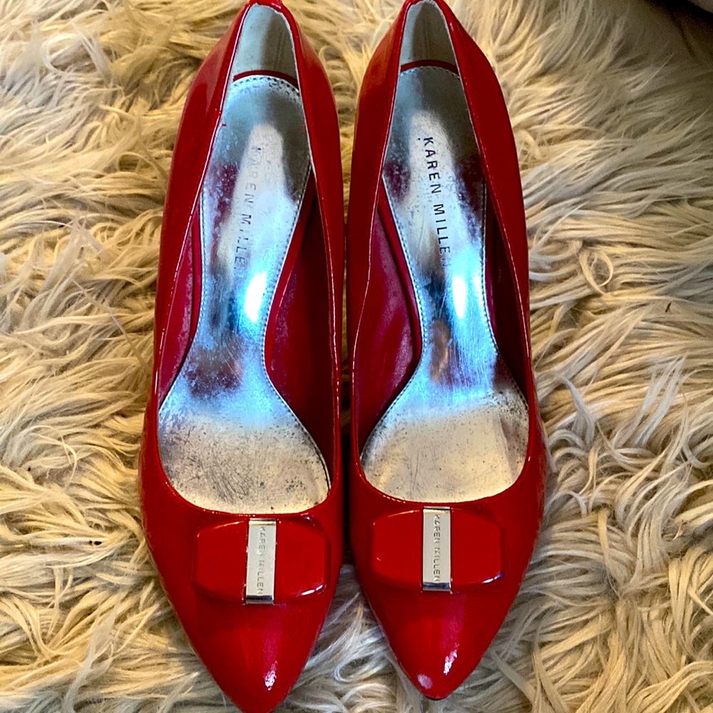 Karen Millen  red patent leather pumps 👠